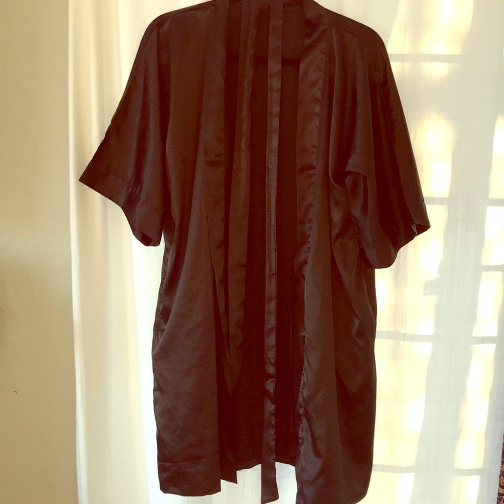 Black satin robe with belt loops and pockets
